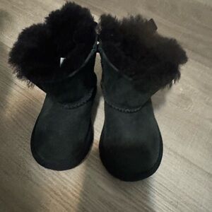 UGG Cozy Black Kids Boots